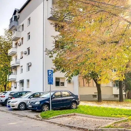 Yang - Hot Tub, Sauna, Lägenhet *