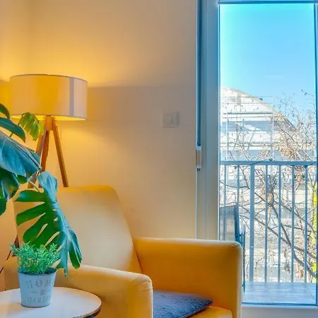 Yang - Hot Tub, Sauna, * Novi Sad